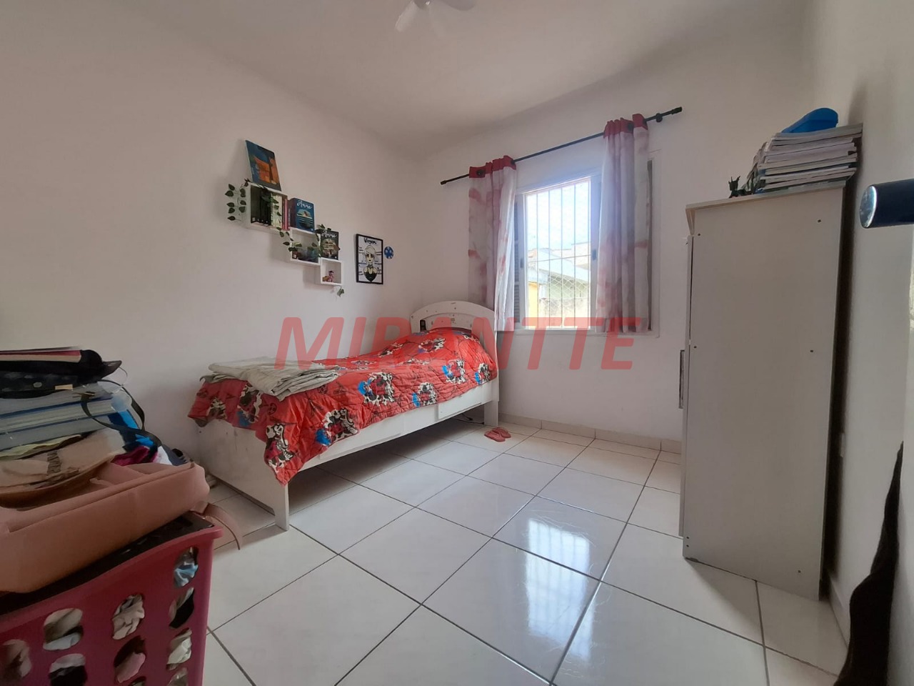 Sobrado de 203m² com 4 quartos em Parque Peruche