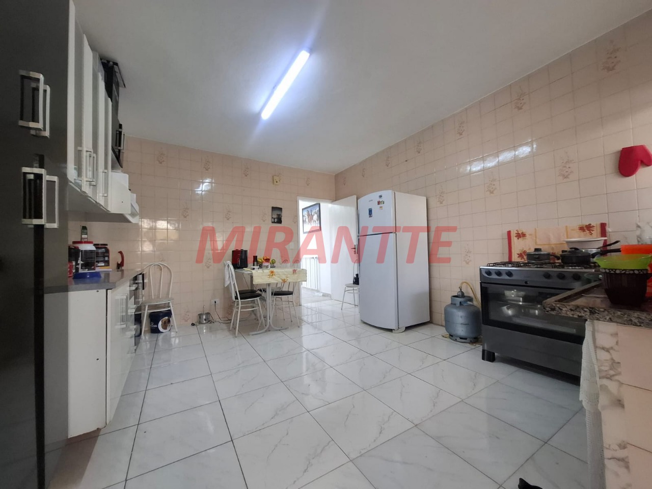 Sobrado de 203m² com 4 quartos em Parque Peruche