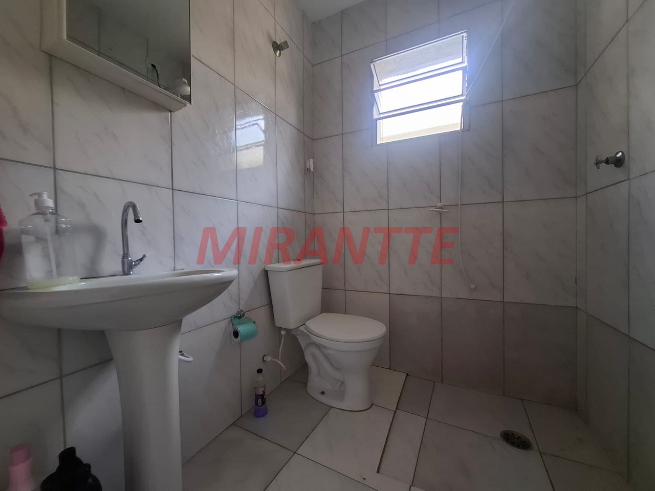 Sobrado de 203m² com 4 quartos em Parque Peruche