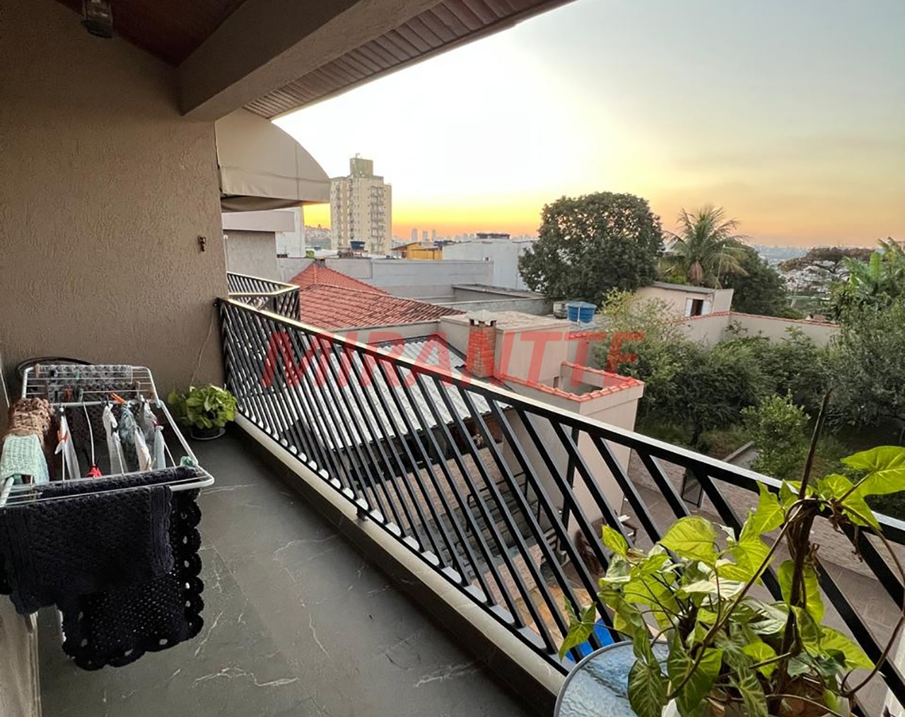 Casa terrea de 355m² com 3 quartos em Quitaúna