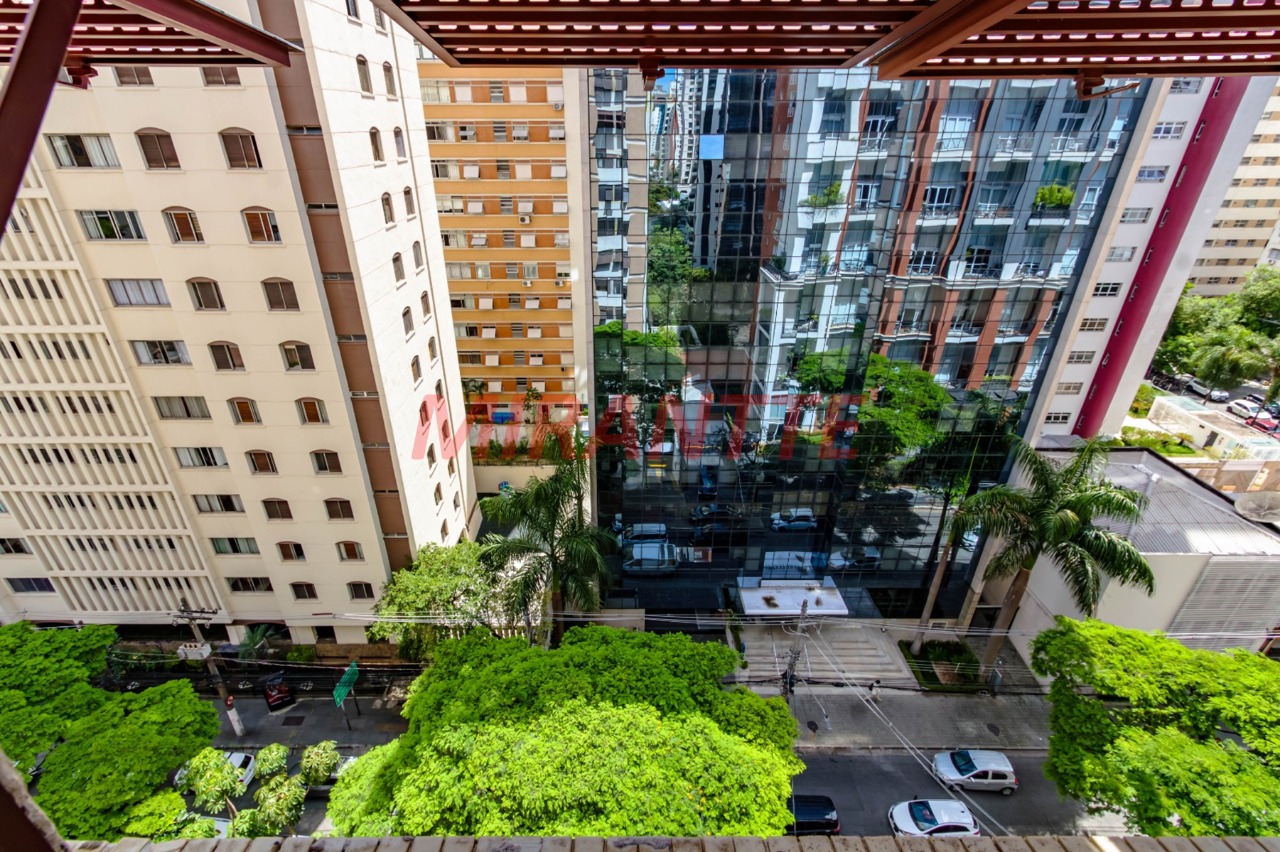 Apartamento de 120m² com 3 quartos em Itaim Bibi