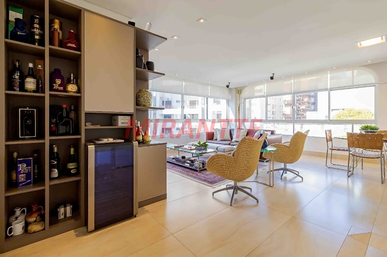 Apartamento de 145m² com 3 quartos em Itaim Bibi