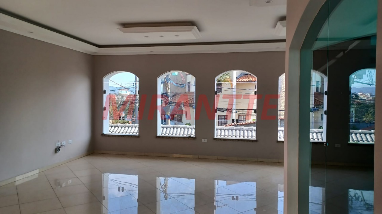 Casa terrea de 300m² com 3 quartos em Vila Rosália