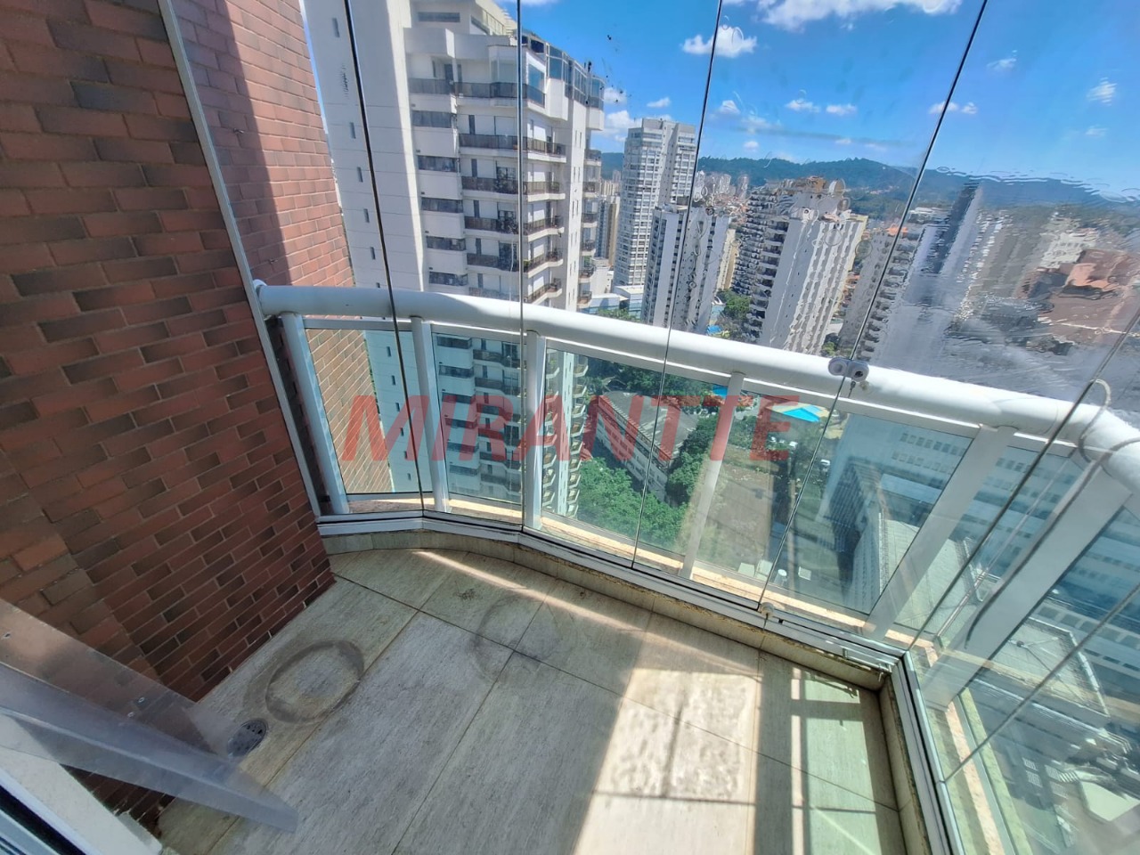 Apartamento de 228m² com 4 quartos em Santana