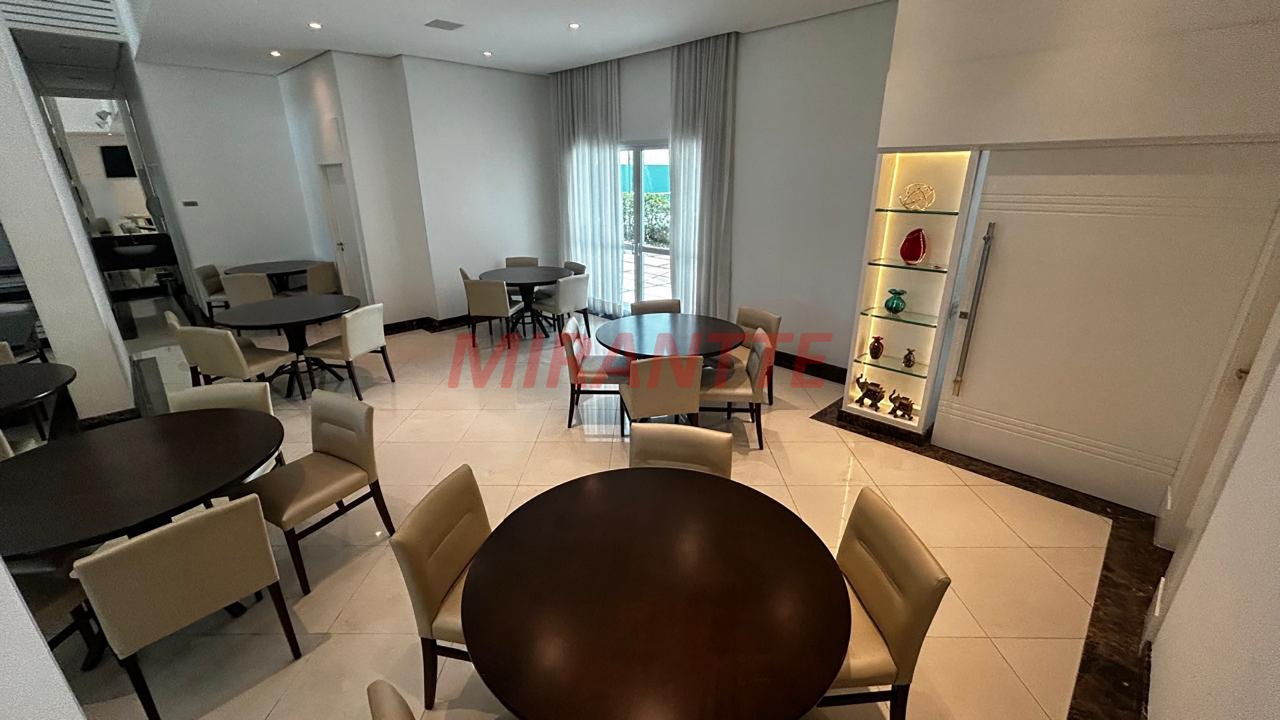 Apartamento de 228m² com 4 quartos em Santana