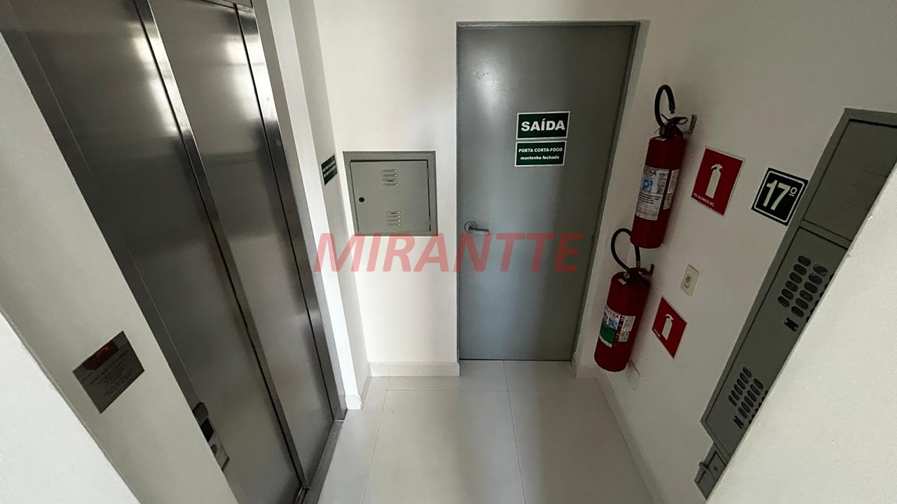 Apartamento de 228m² com 4 quartos em Santana