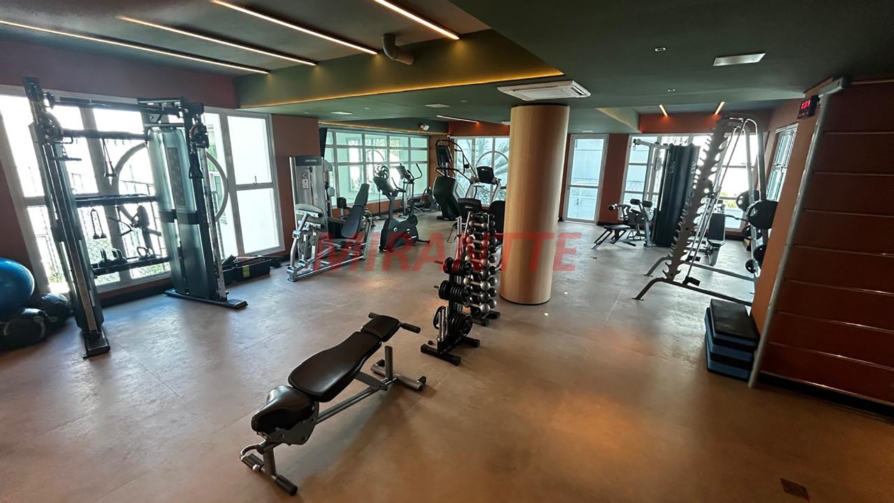 Apartamento de 228m² com 4 quartos em Santana