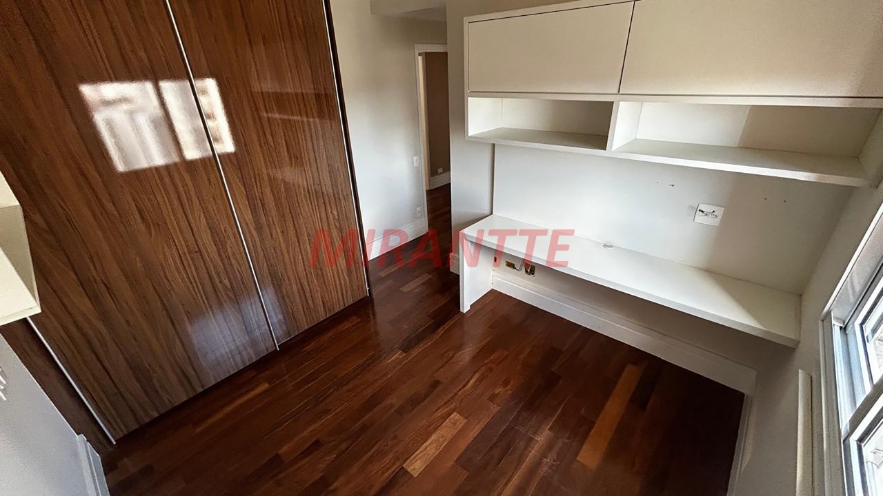 Apartamento de 228m² com 4 quartos em Santana