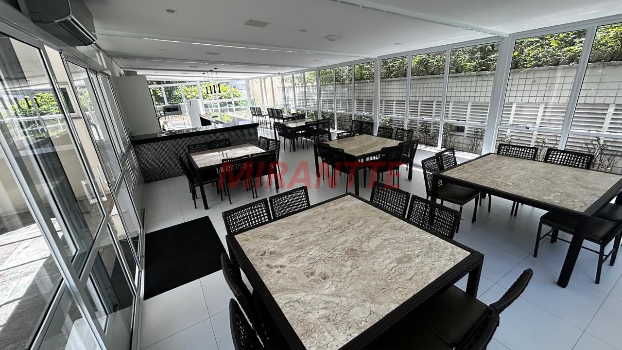 Apartamento de 228m² com 4 quartos em Santana