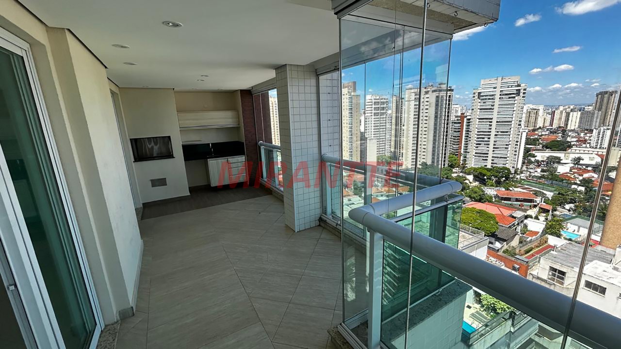 Apartamento de 228m² com 4 quartos em Santana