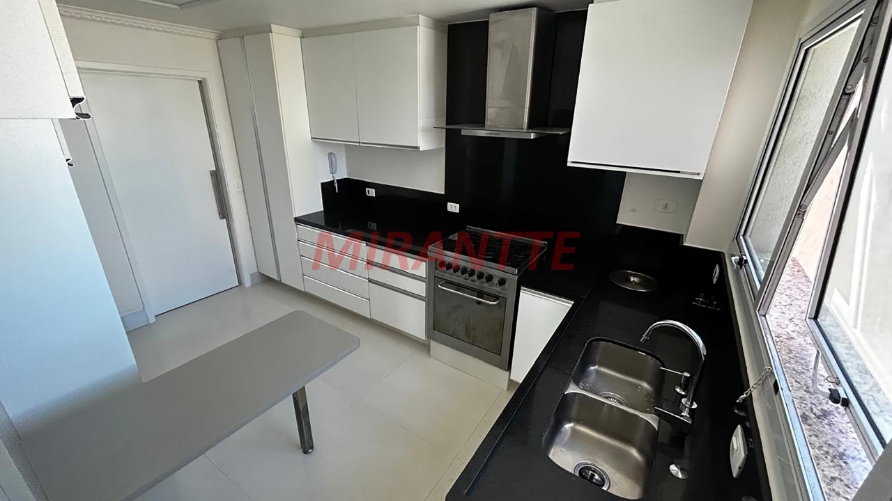 Apartamento de 228m² com 4 quartos em Santana