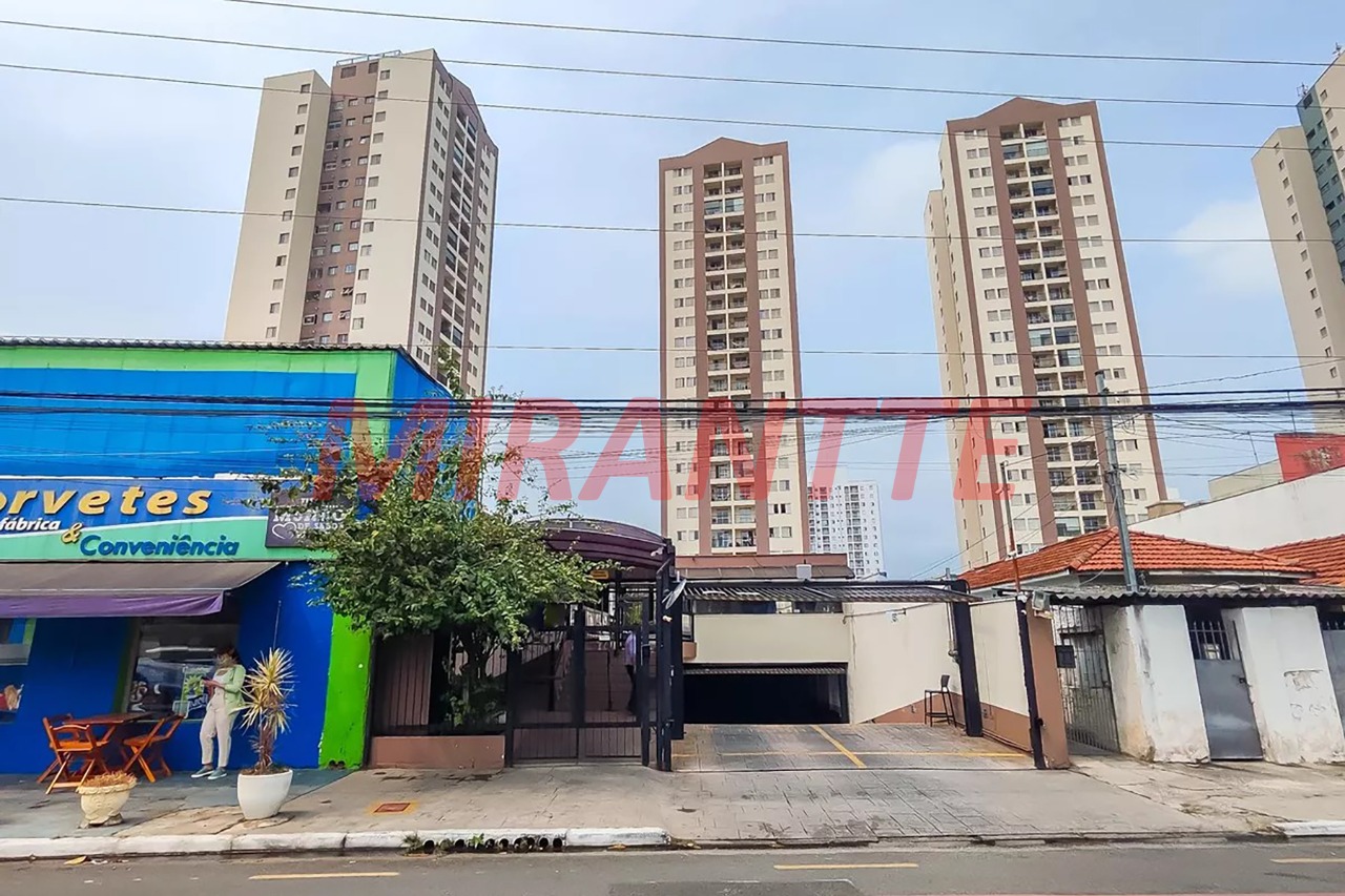 Apartamento de 69m² com 3 quartos em Limão