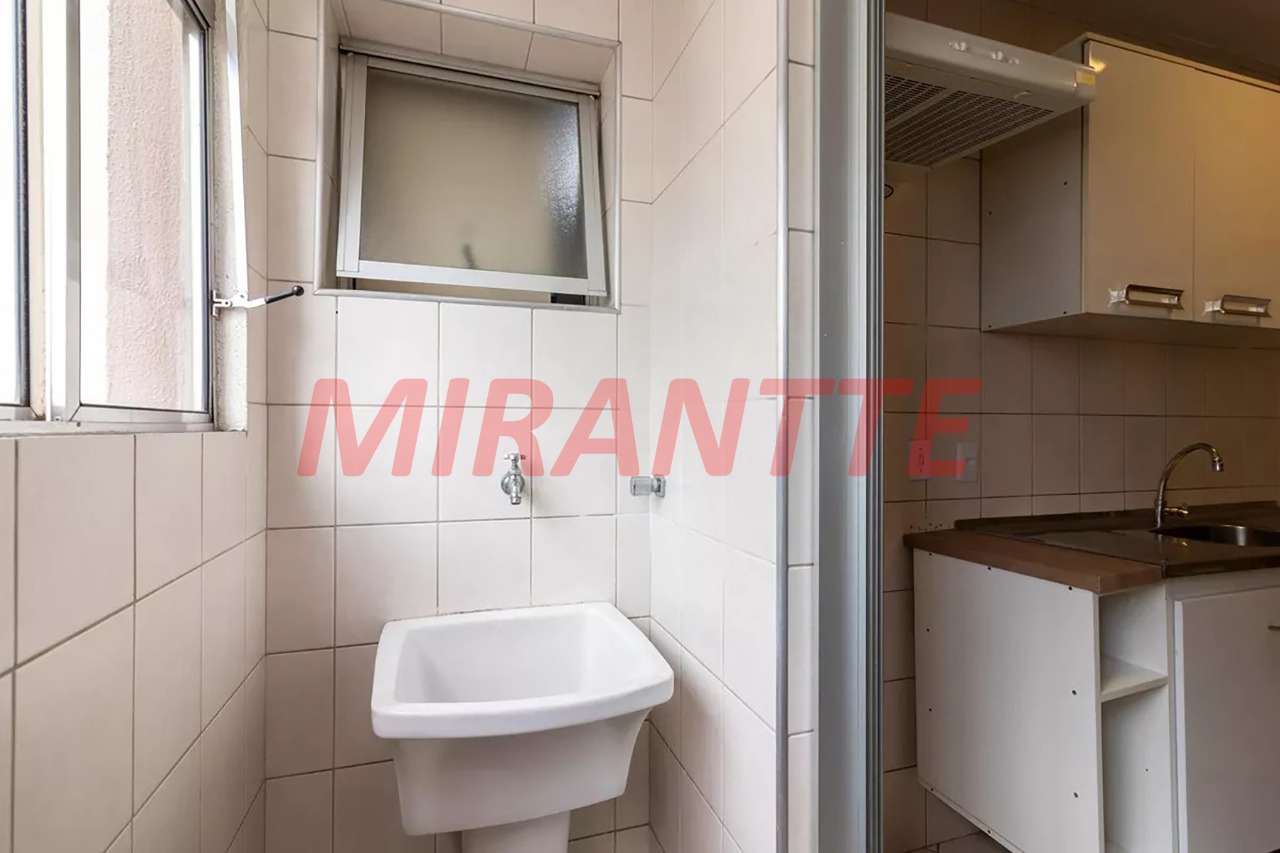 Apartamento de 69m² com 3 quartos em Limão