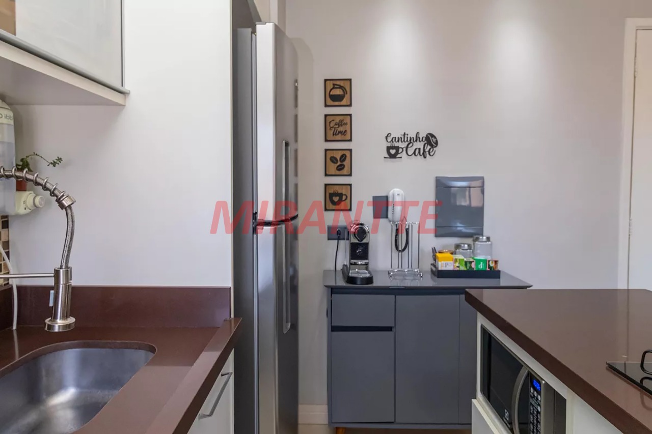 Apartamento de 45m² com 2 quartos em Vila Mazzei