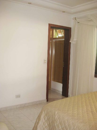 Casa terrea de 300m² com 3 quartos em Horto Florestal