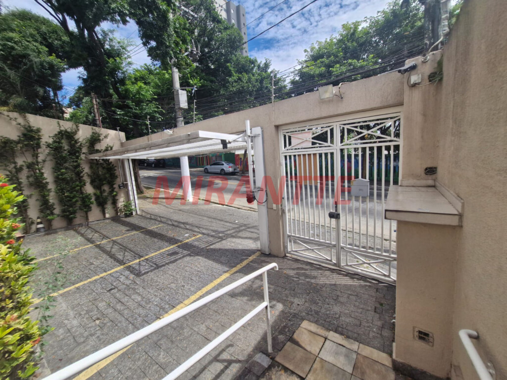 Casa terrea de 240m² com 10 quartos em Vila Gustavo