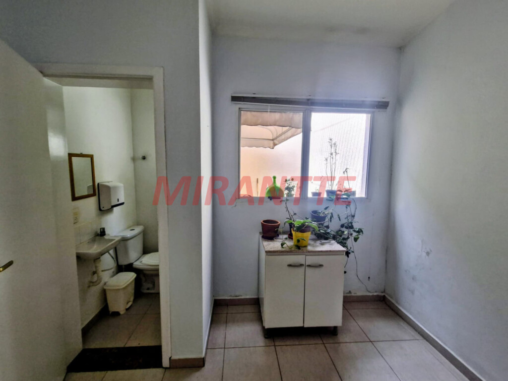 Casa terrea de 240m² com 10 quartos em Vila Gustavo