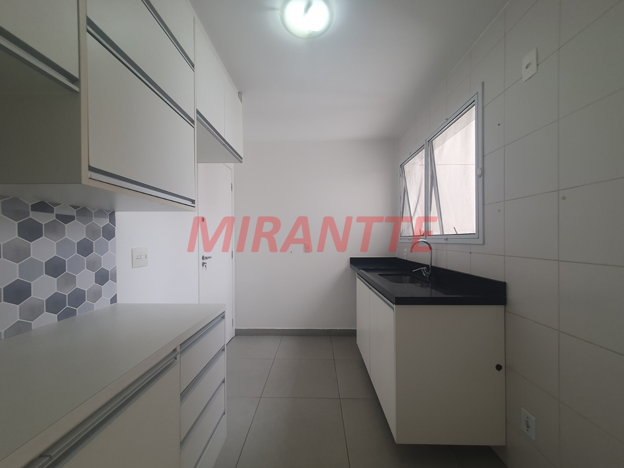 Apartamento de 121m² com 2 quartos em Jardim Caravelas