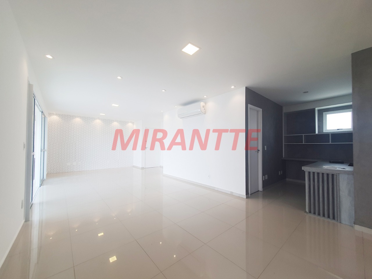 Apartamento de 121m² com 2 quartos em Jardim Caravelas