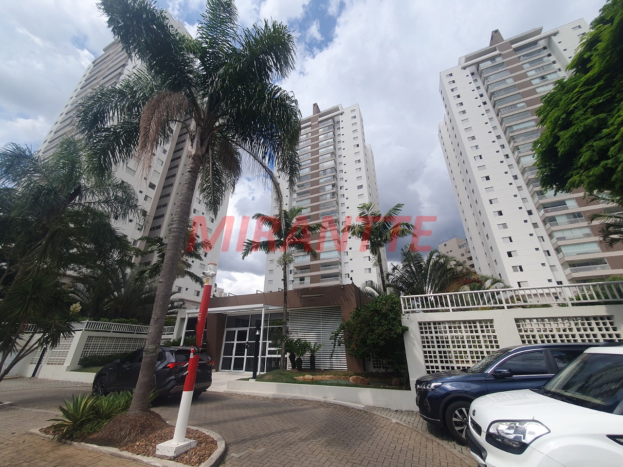 Apartamento de 121m² com 2 quartos em Jardim Caravelas