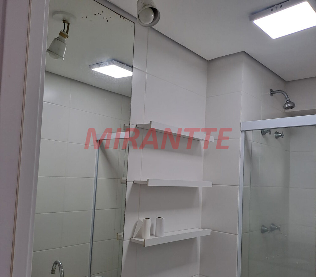 Apartamento de 57m² com 2 quartos em Vila Ester