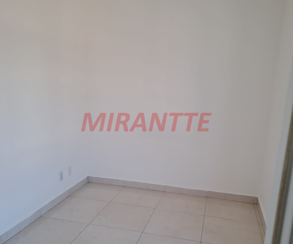 Apartamento de 57m² com 2 quartos em Vila Ester