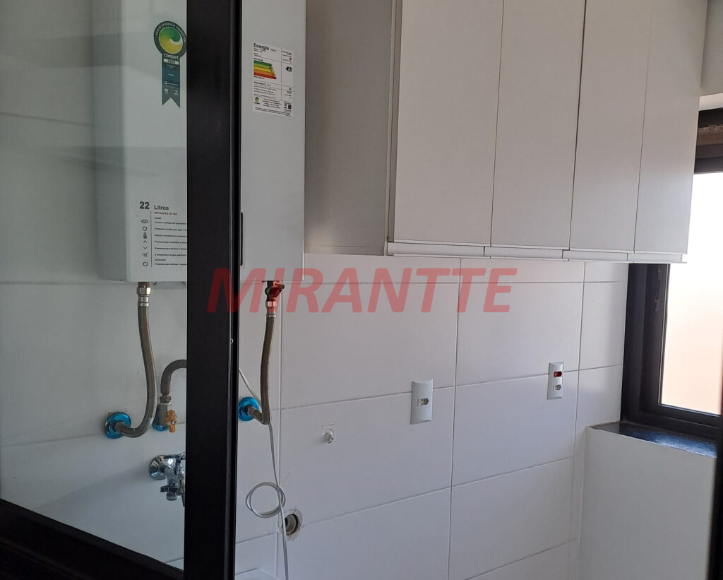 Apartamento de 57m² com 2 quartos em Vila Ester