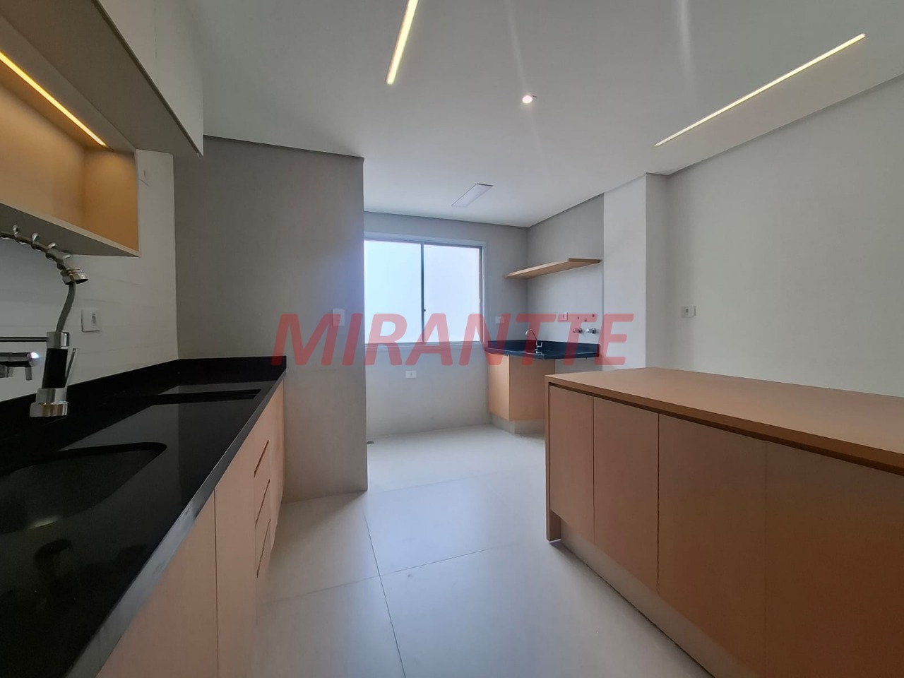 Apartamento de 86m² com 3 quartos em Santana