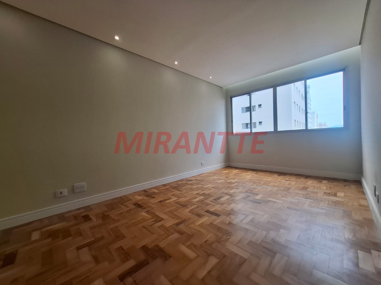 Apartamento de 86m² com 3 quartos em Santana
