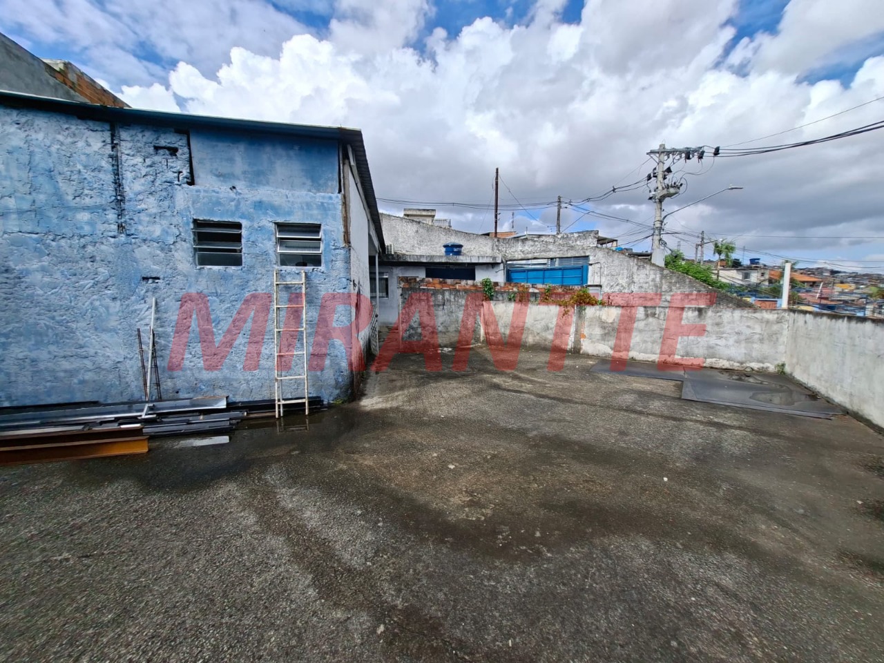 Terreno de 0m² em Jardim Peri