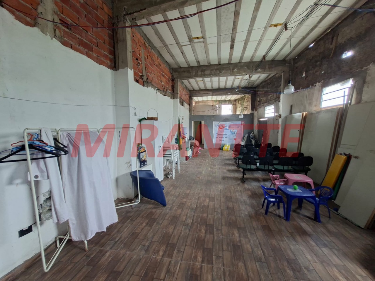 Terreno de 0m² em Jardim Peri