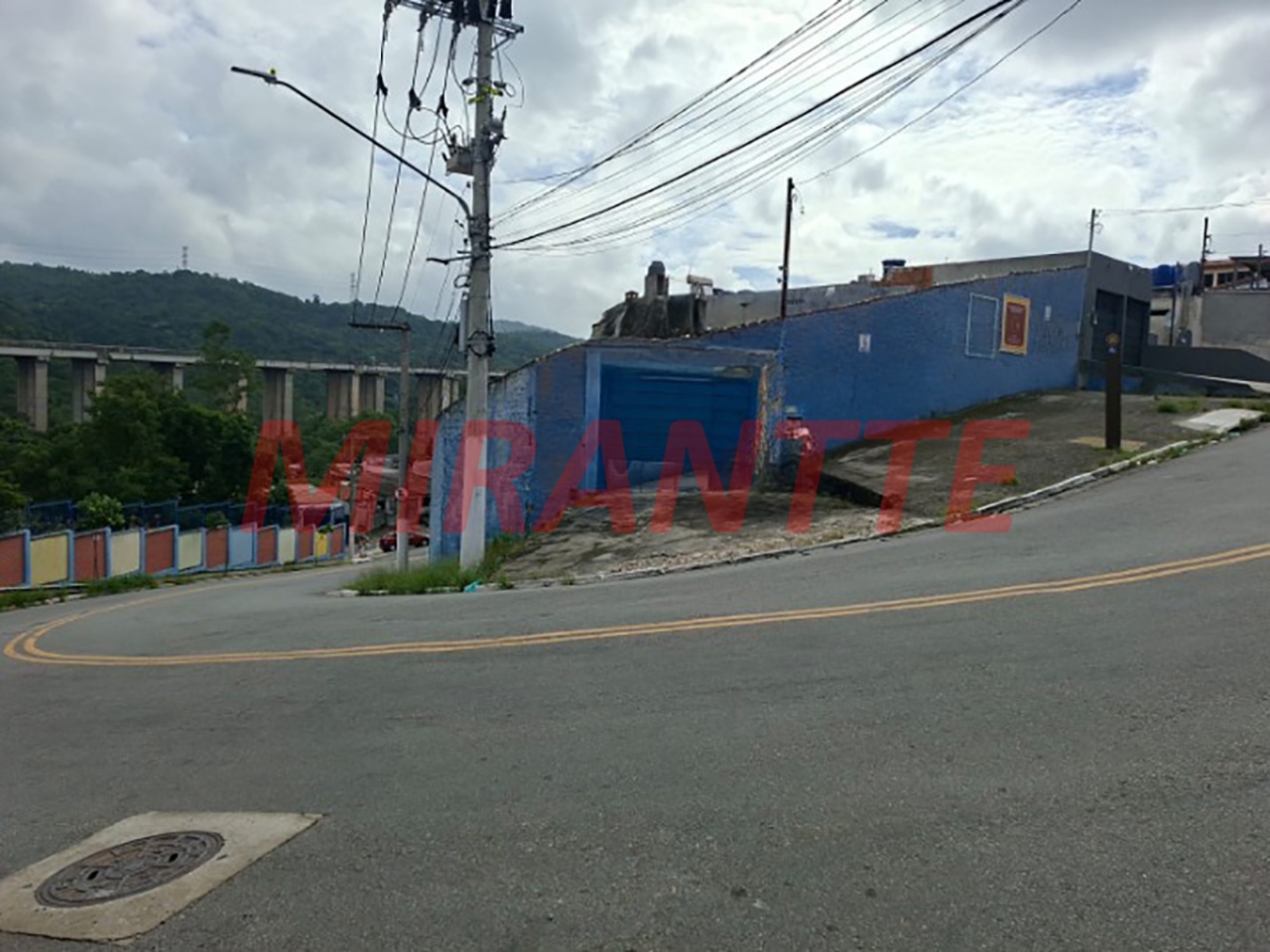 Terreno de 0m² em Jardim Peri