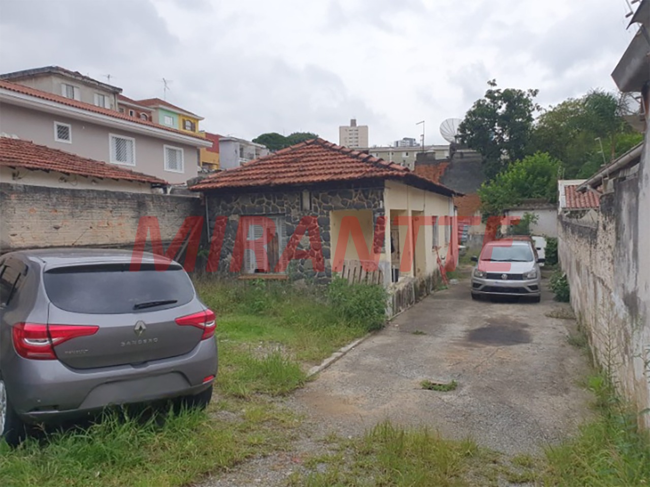 Casa terrea de 225m² com 2 quartos em Vila Nivi