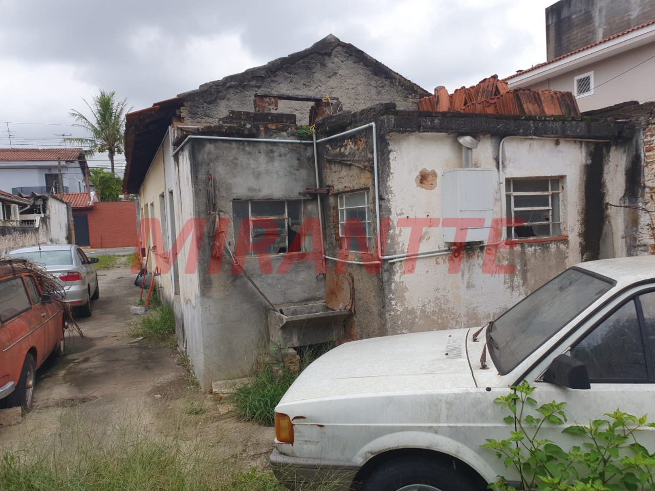 Casa terrea de 225m² com 2 quartos em Vila Nivi