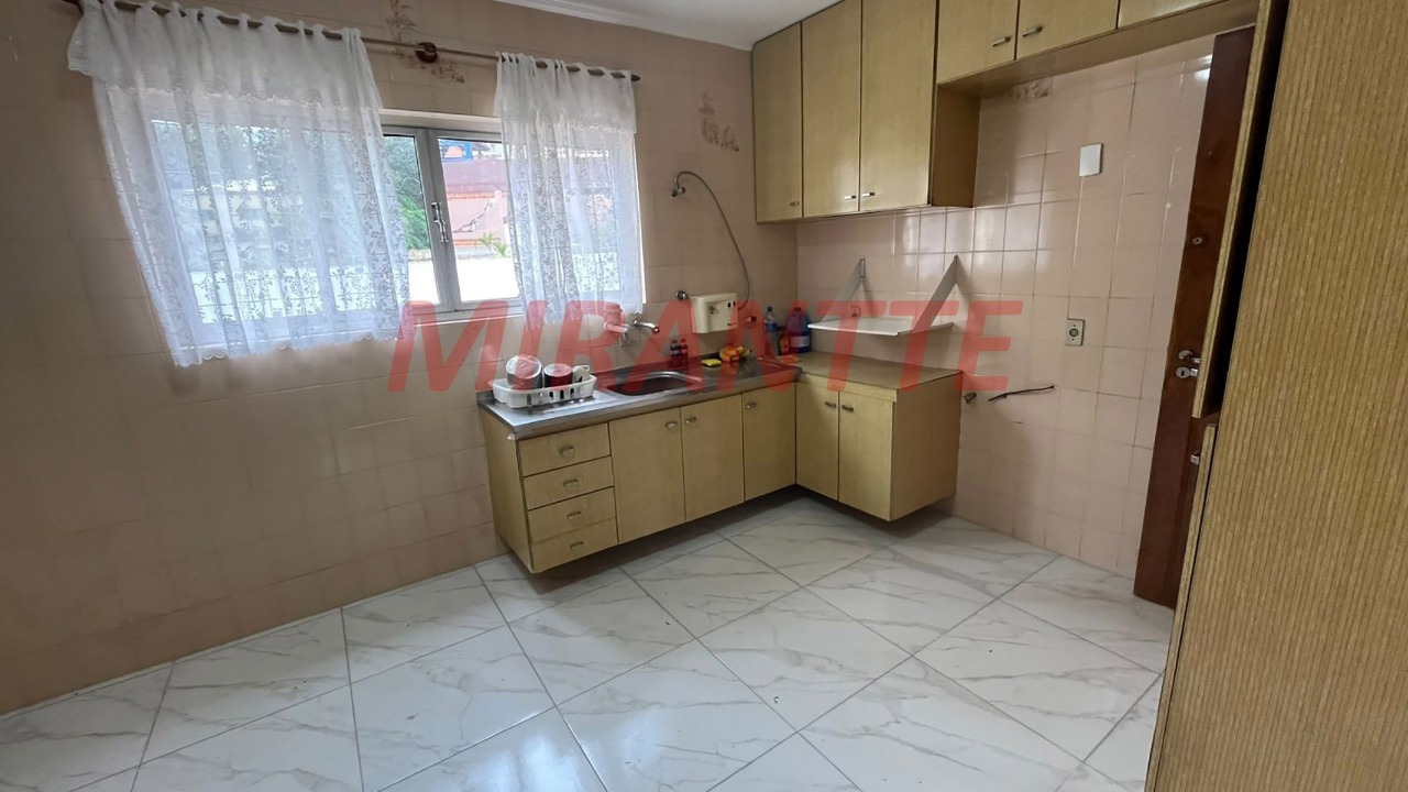 Sobrado de 140m² com 4 quartos em Parada Inglesa
