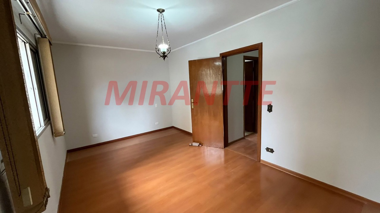 Sobrado de 140m² com 4 quartos em Parada Inglesa