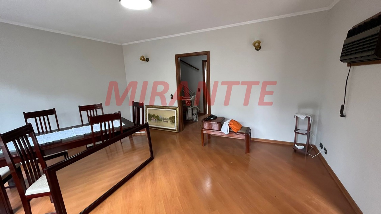 Sobrado de 140m² com 4 quartos em Parada Inglesa