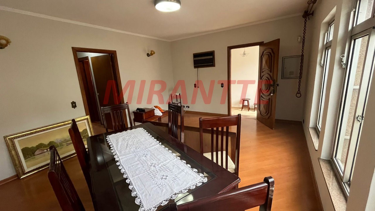 Sobrado de 140m² com 4 quartos em Parada Inglesa
