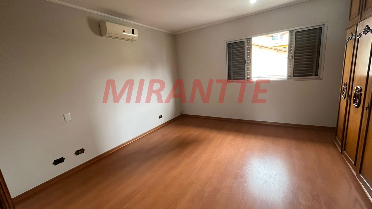 Sobrado de 140m² com 4 quartos em Parada Inglesa