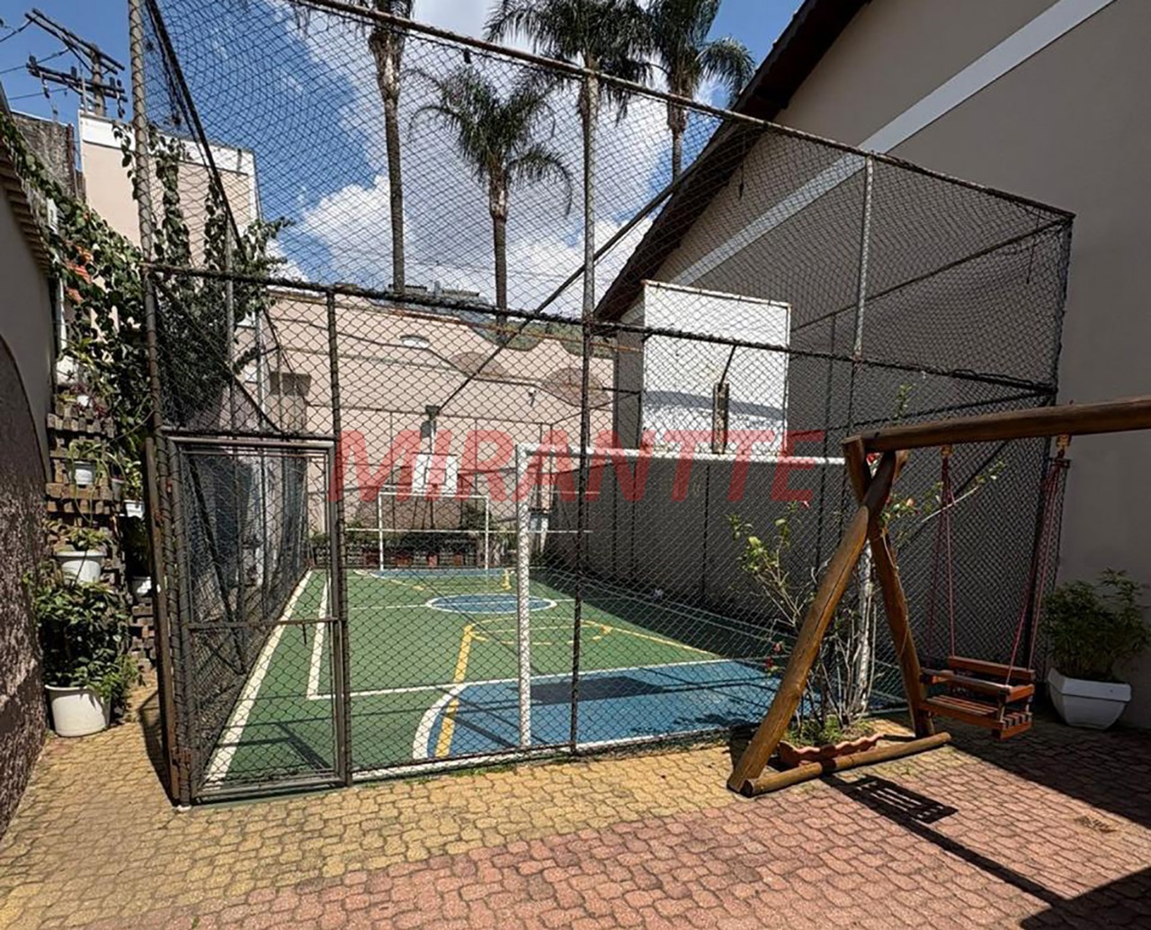 Cond. fechado de 158m² com 3 quartos em Tucuruvi
