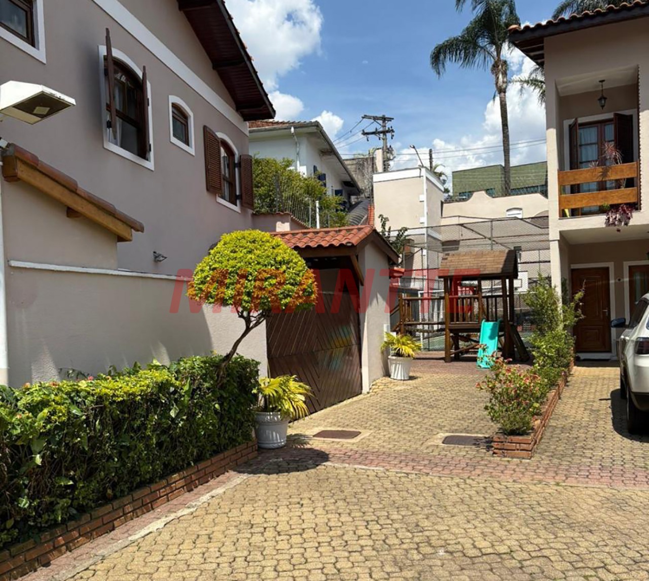 Cond. fechado de 158m² com 3 quartos em Tucuruvi