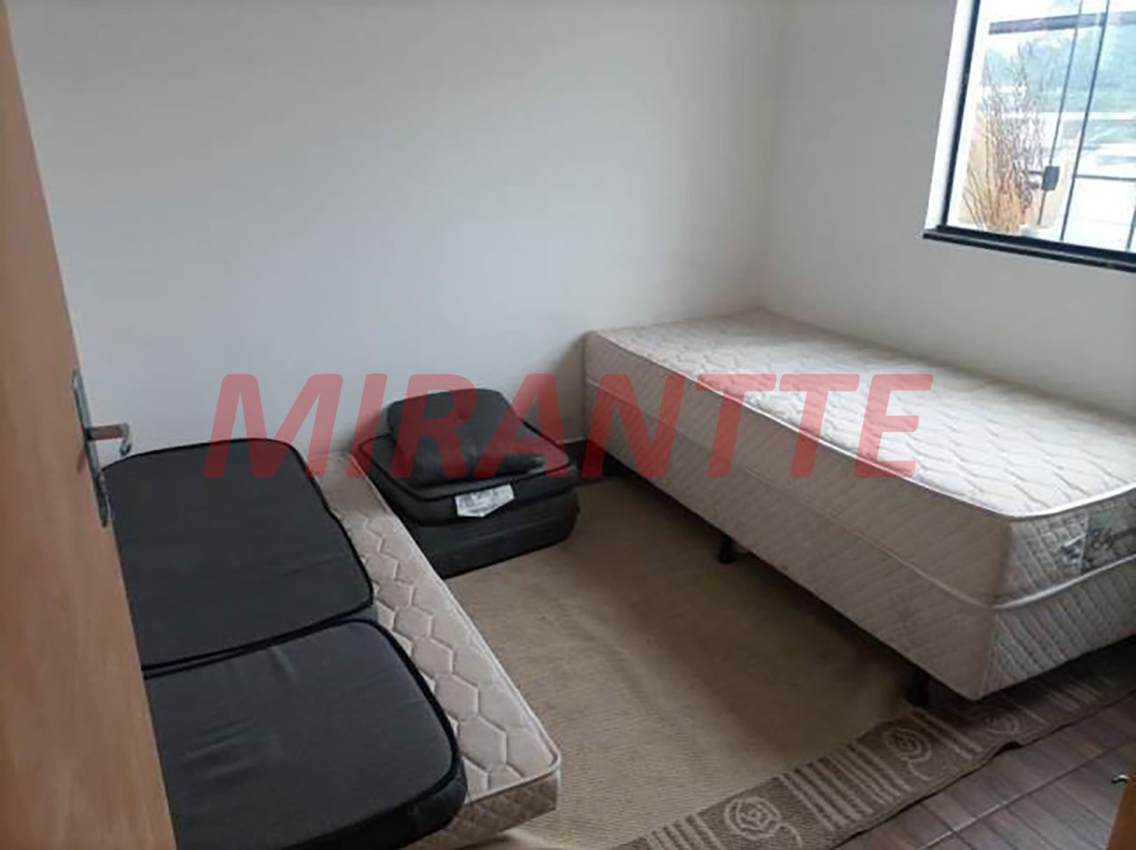 Comercial de 970m² em Casa Verde