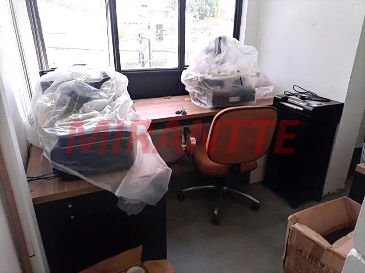 Comercial de 970m² em Casa Verde