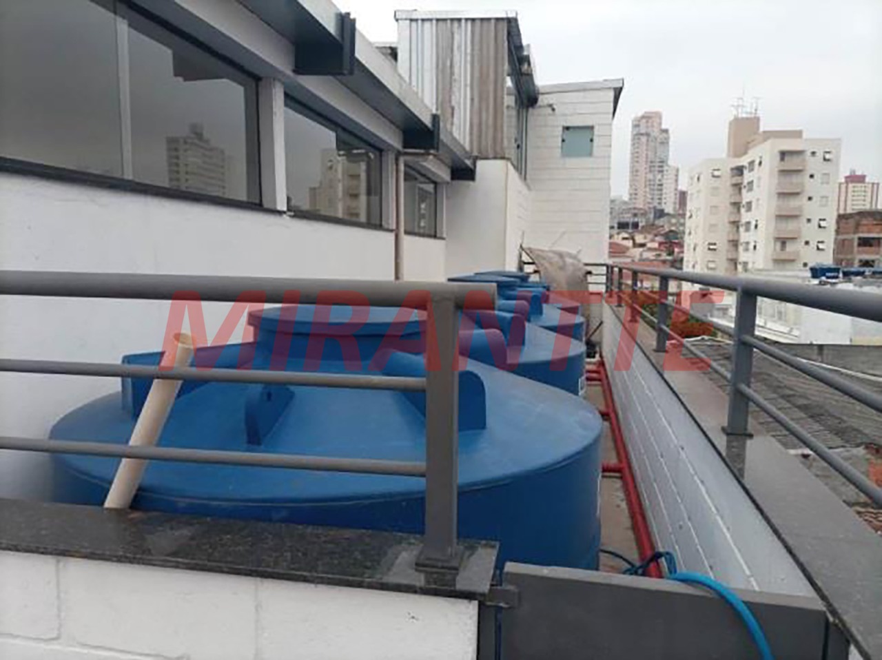 Comercial de 970m² em Casa Verde