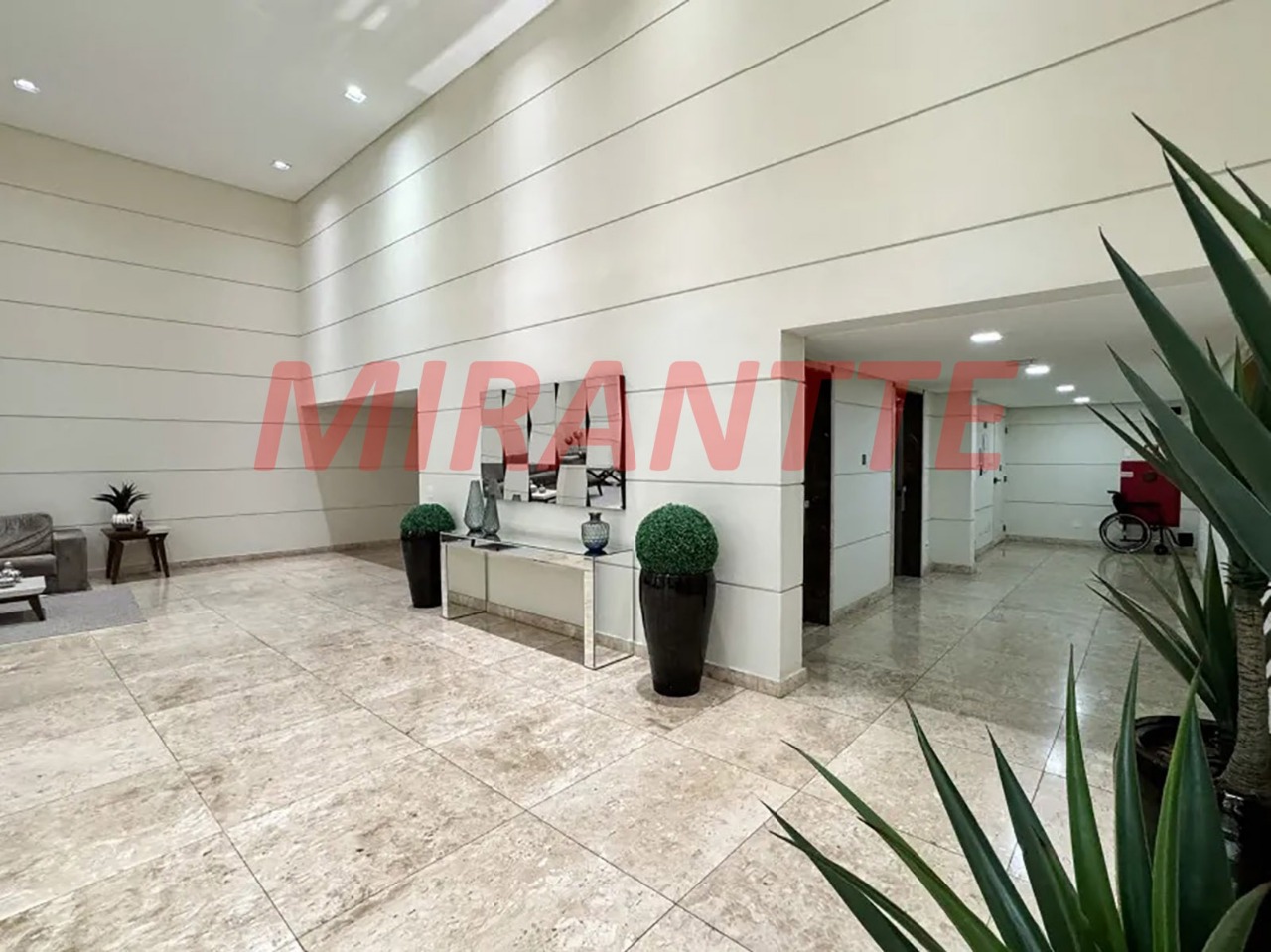 Apartamento de 76m² com 2 quartos em Santana