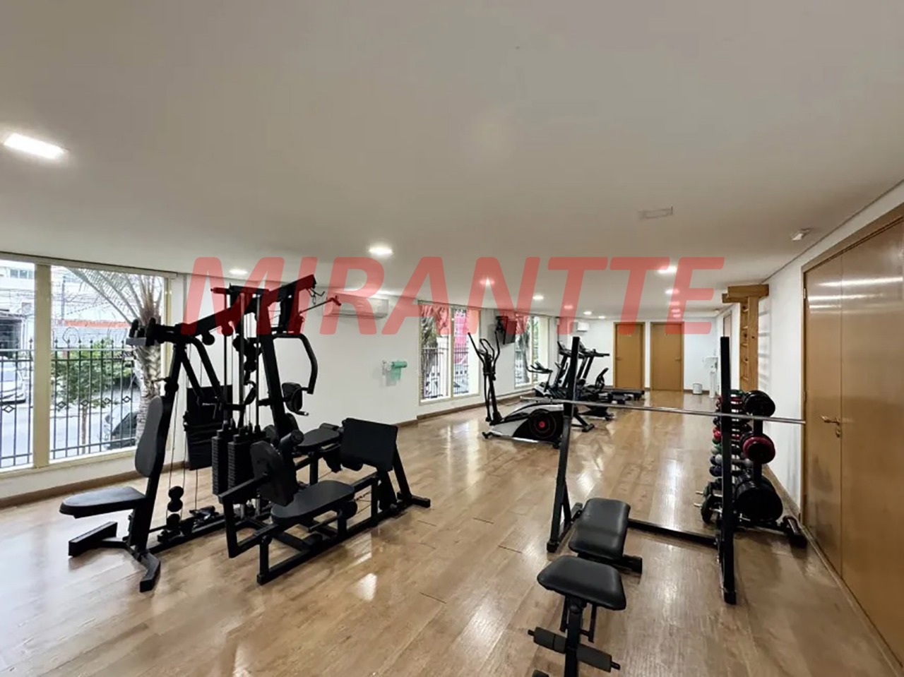 Apartamento de 76m² com 2 quartos em Santana