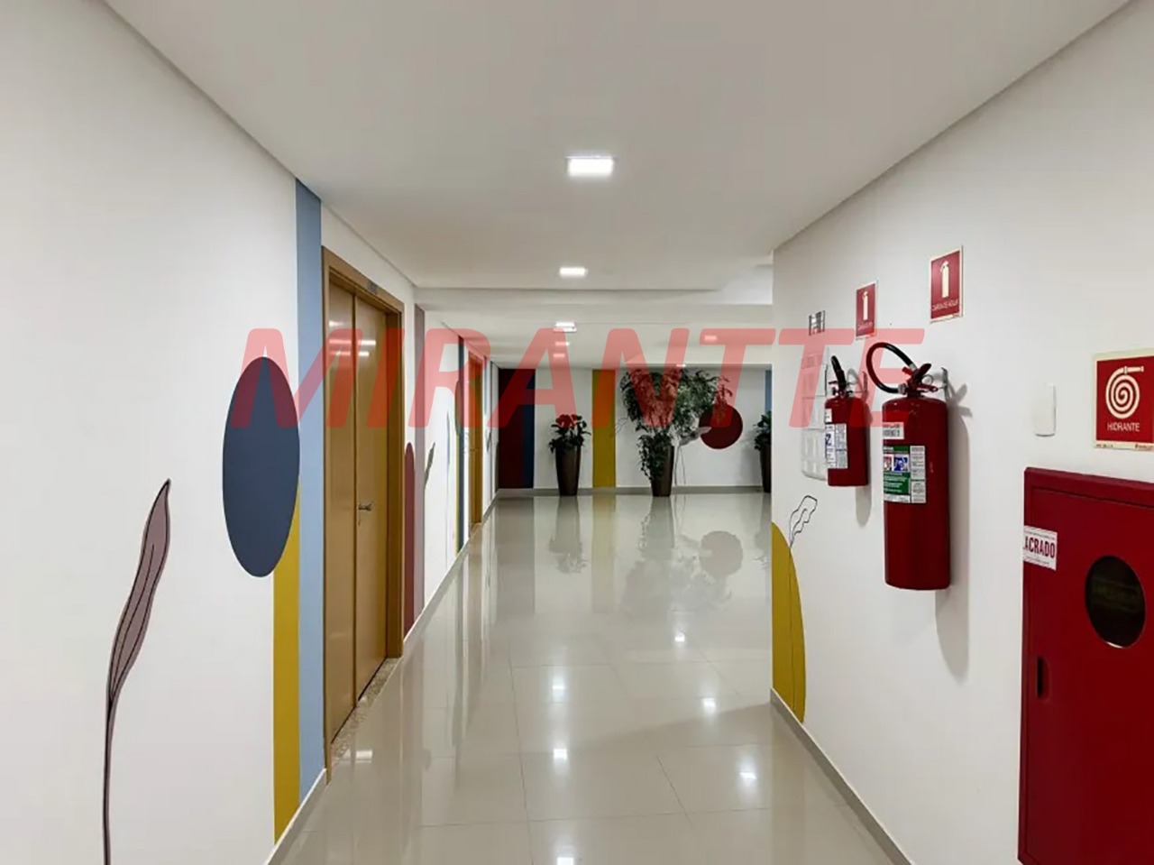 Apartamento de 76m² com 2 quartos em Santana