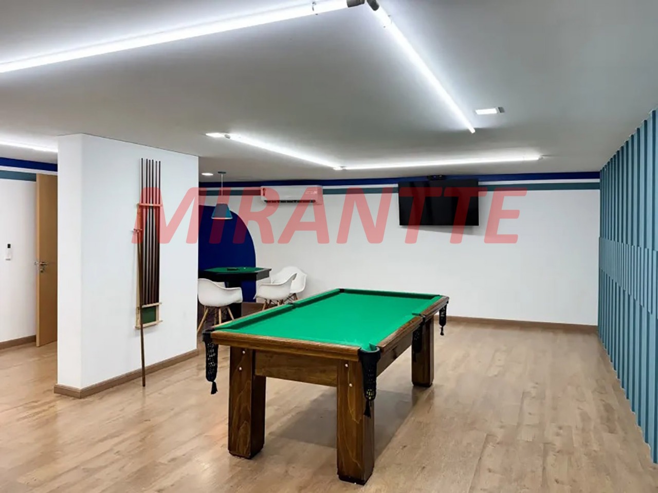 Apartamento de 76m² com 2 quartos em Santana