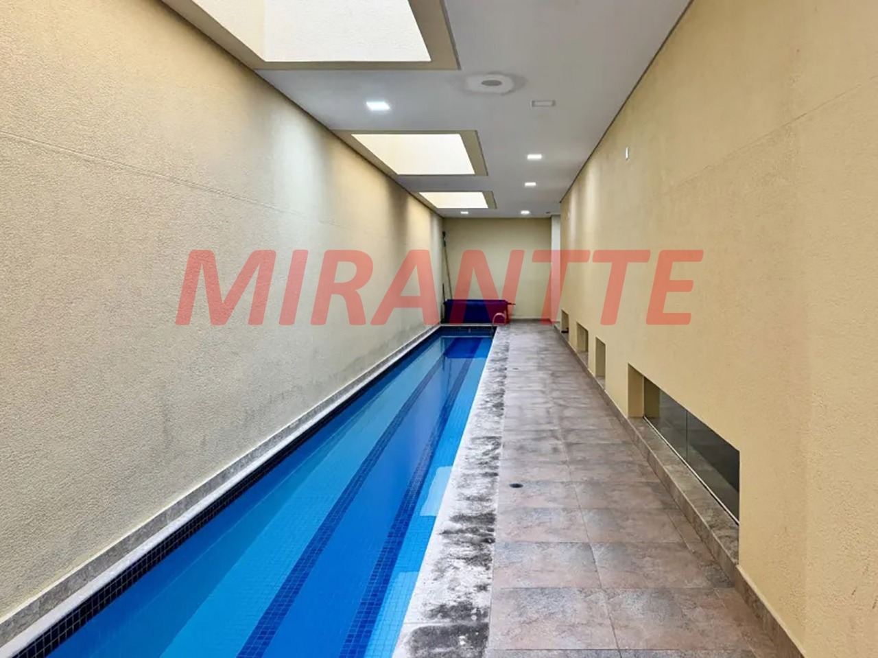 Apartamento de 76m² com 2 quartos em Santana