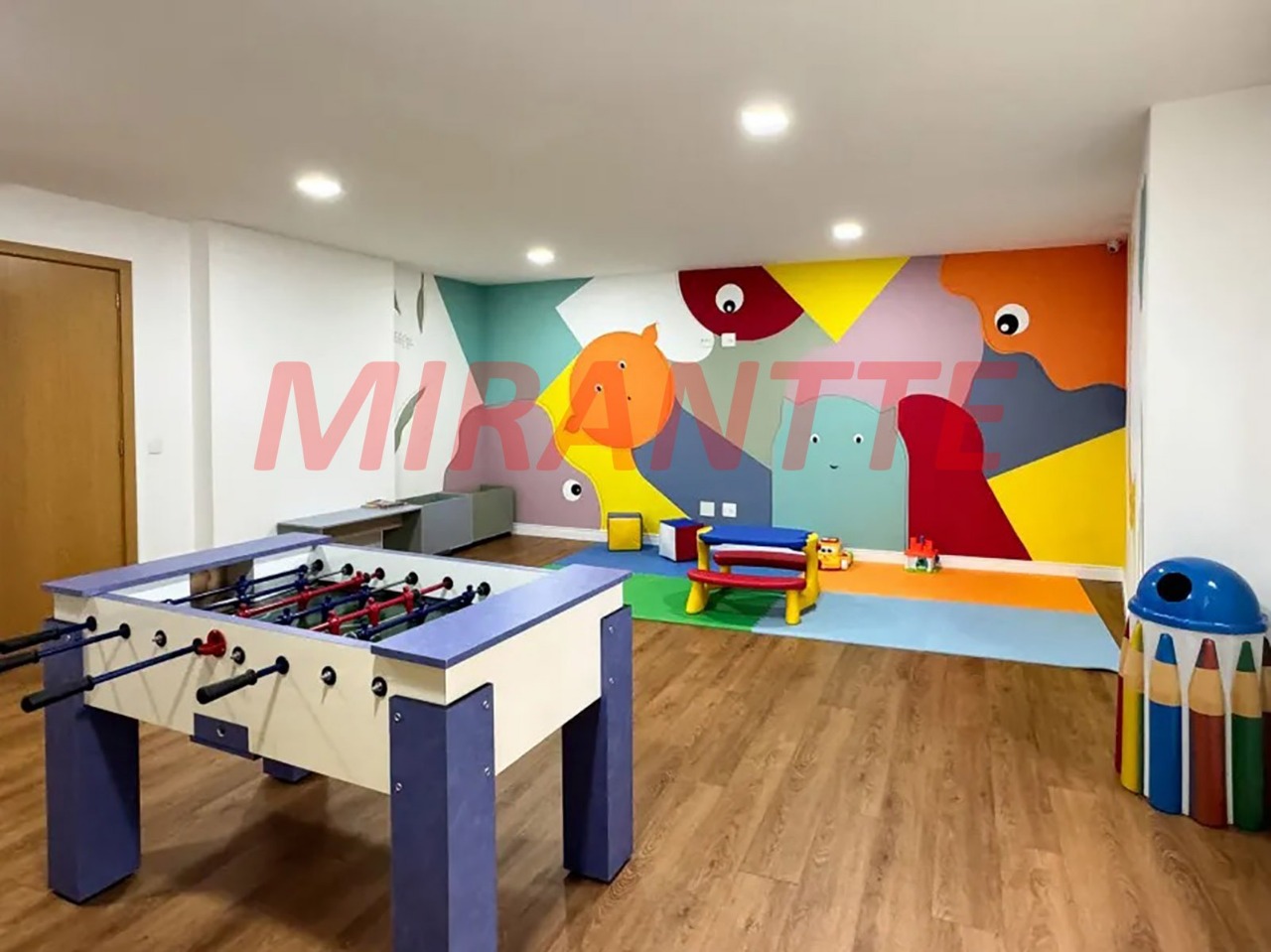 Apartamento de 76m² com 2 quartos em Santana
